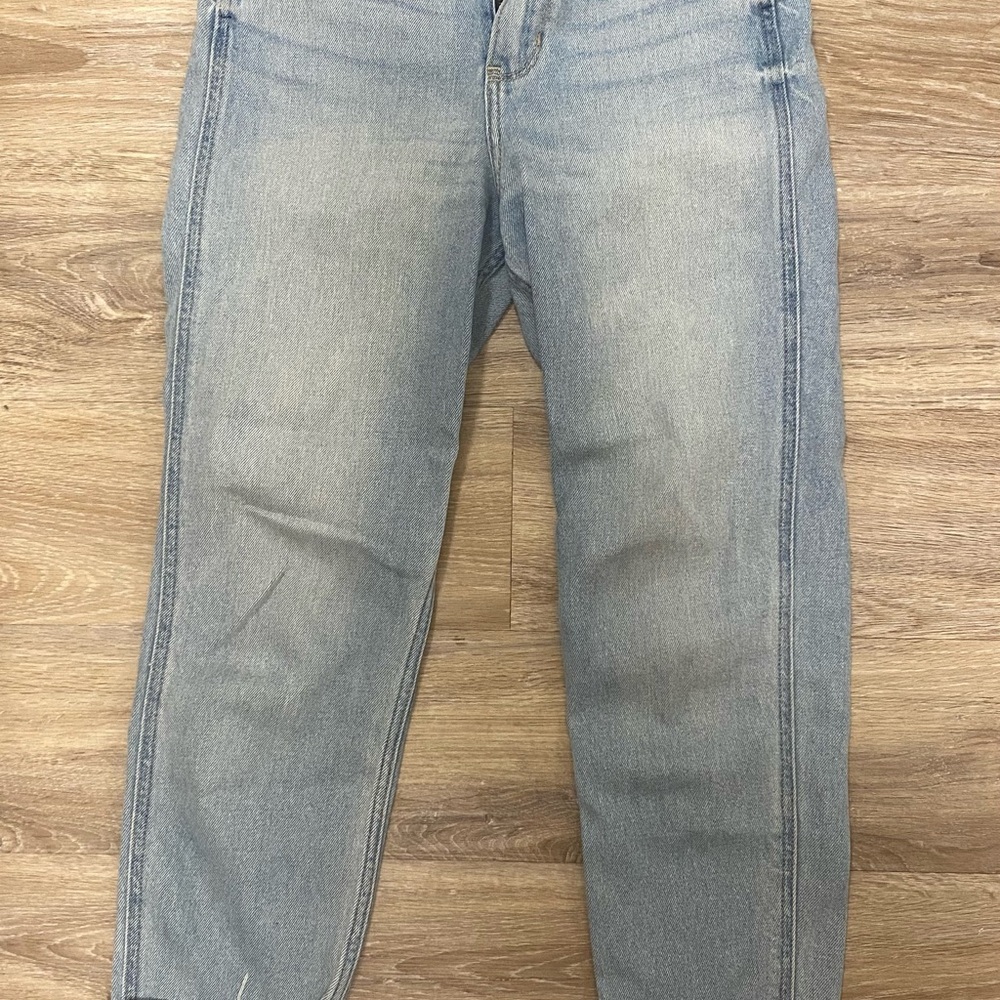 Women's Light Blue Jeans